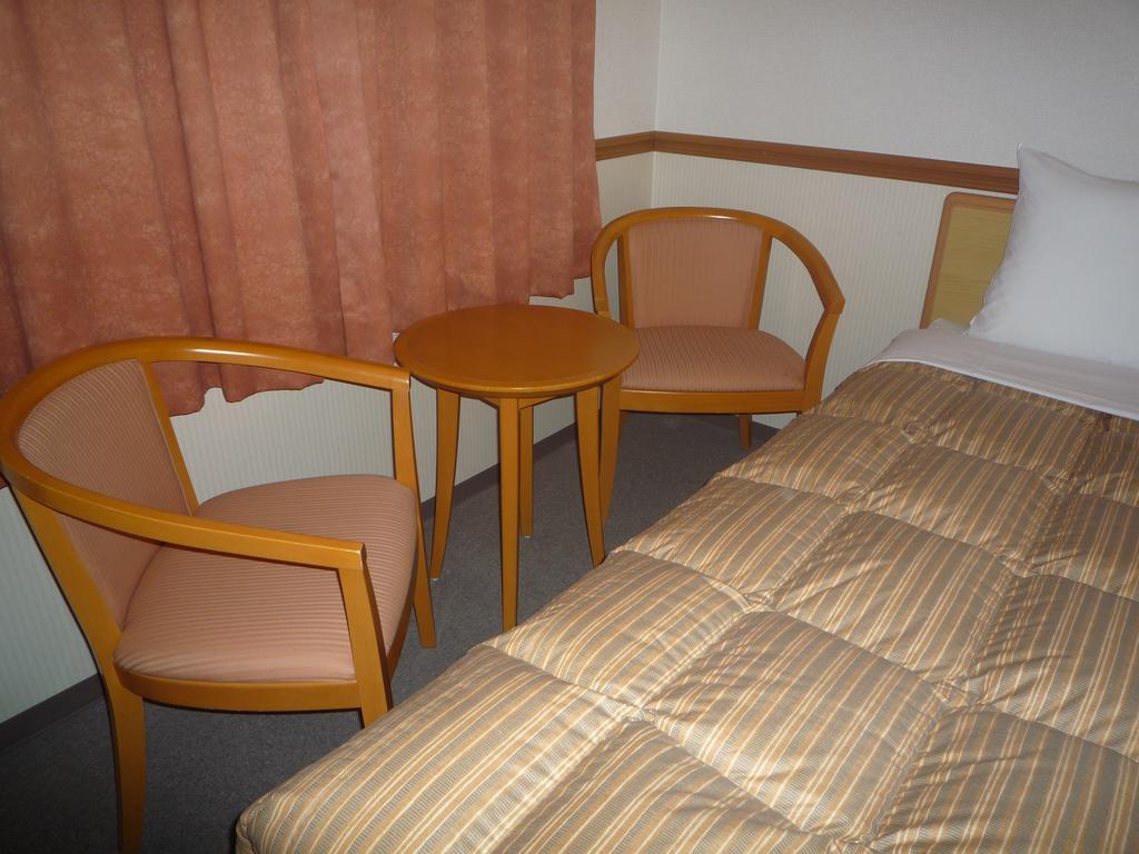 Toyoko Inn Hiroshima Heiwa-Odori Exteriér fotografie
